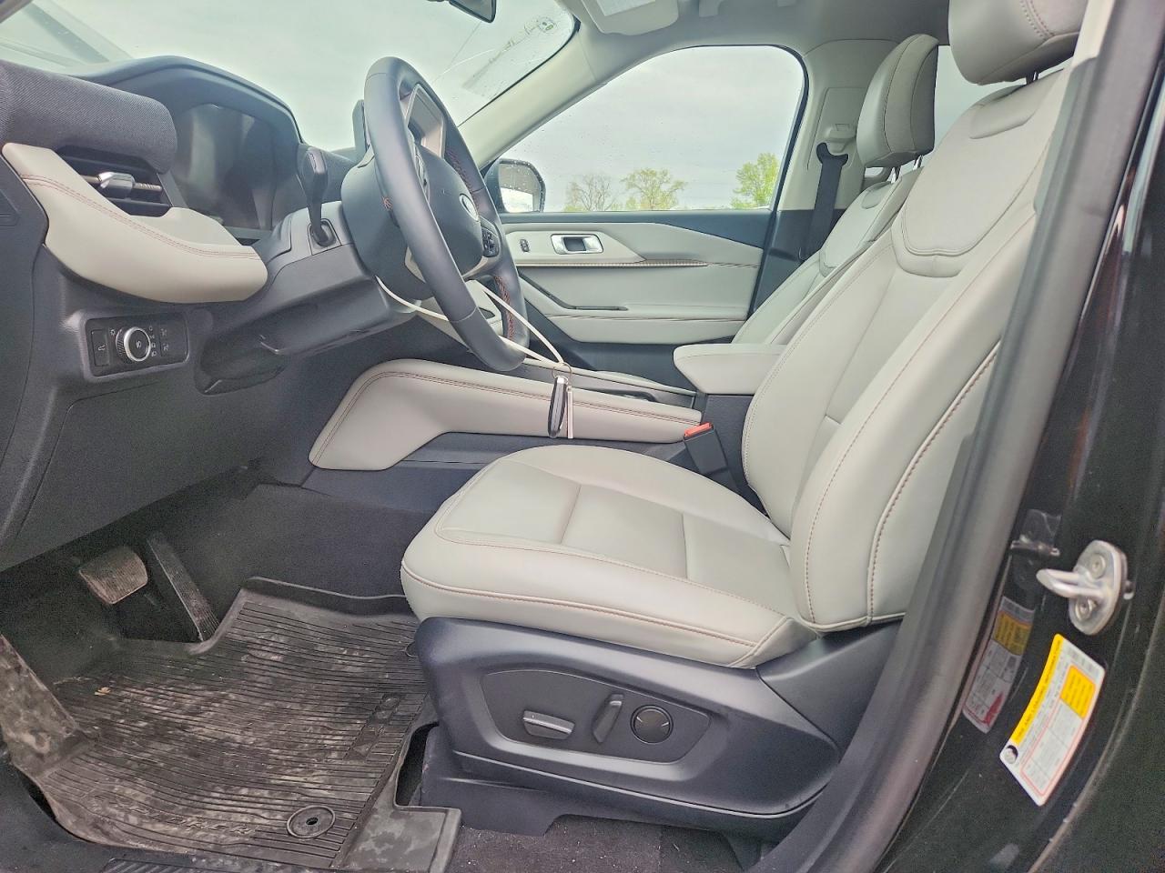 Ford Explorer Active