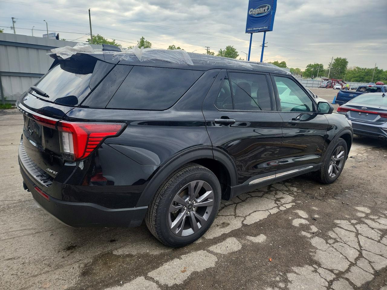 Ford Explorer Active