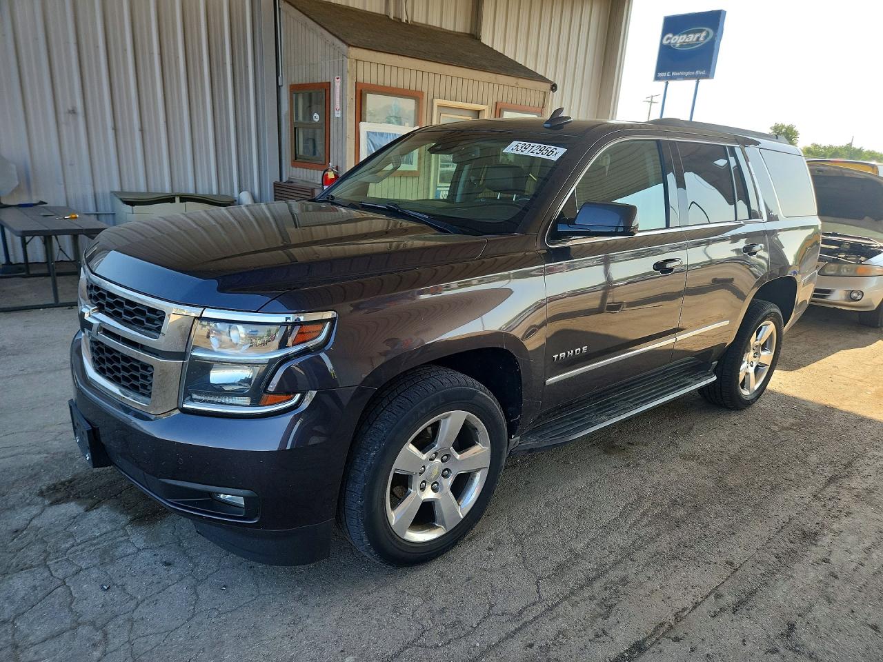 Salvage Chevrolet Tahoe Image