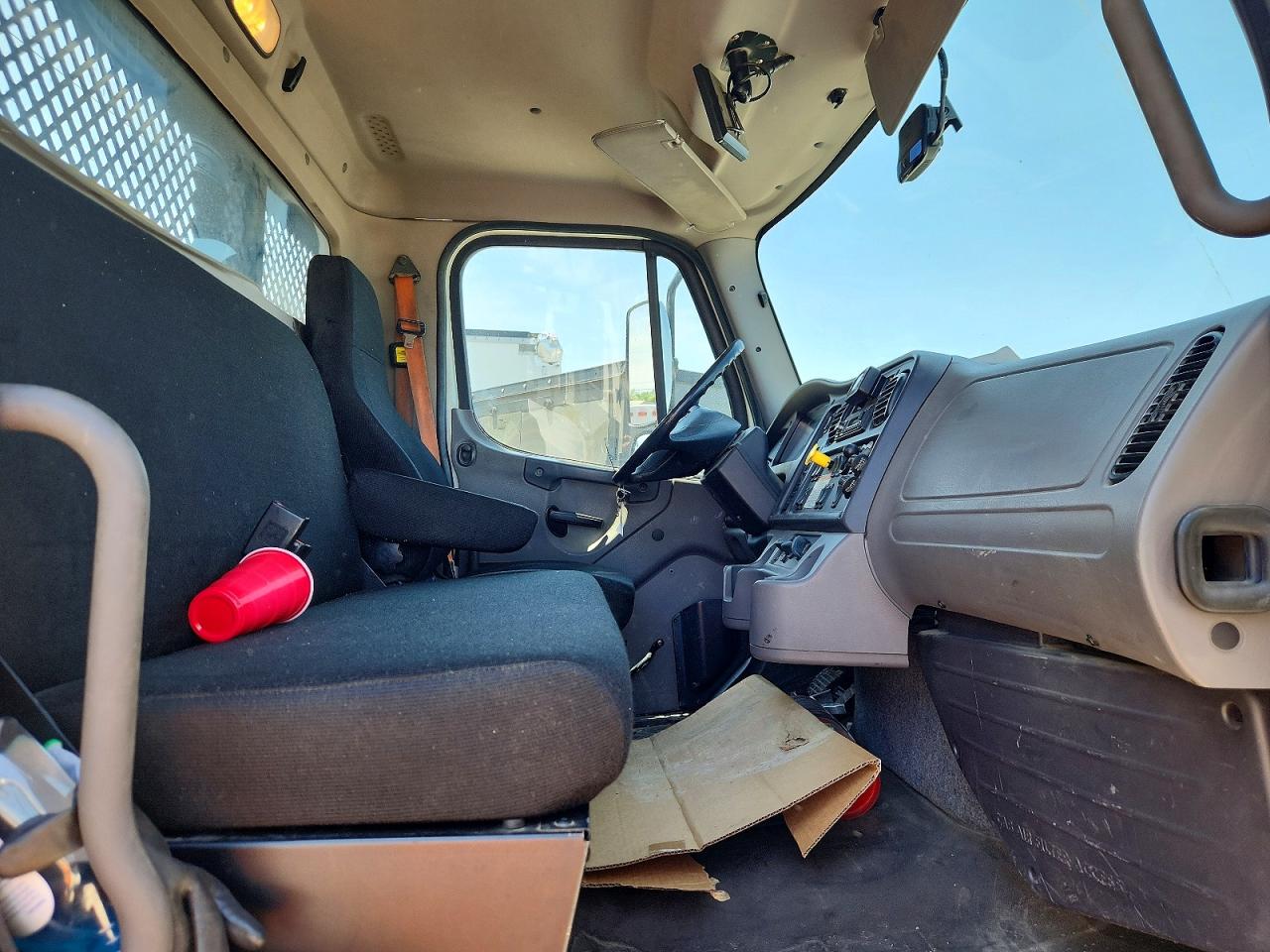 Freightliner M2