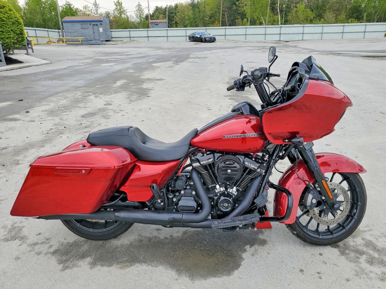 Salvage Harley-Davidson Fl Image