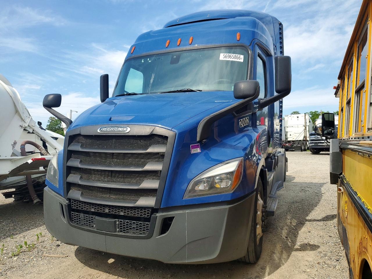 Freightliner Cascadia 116