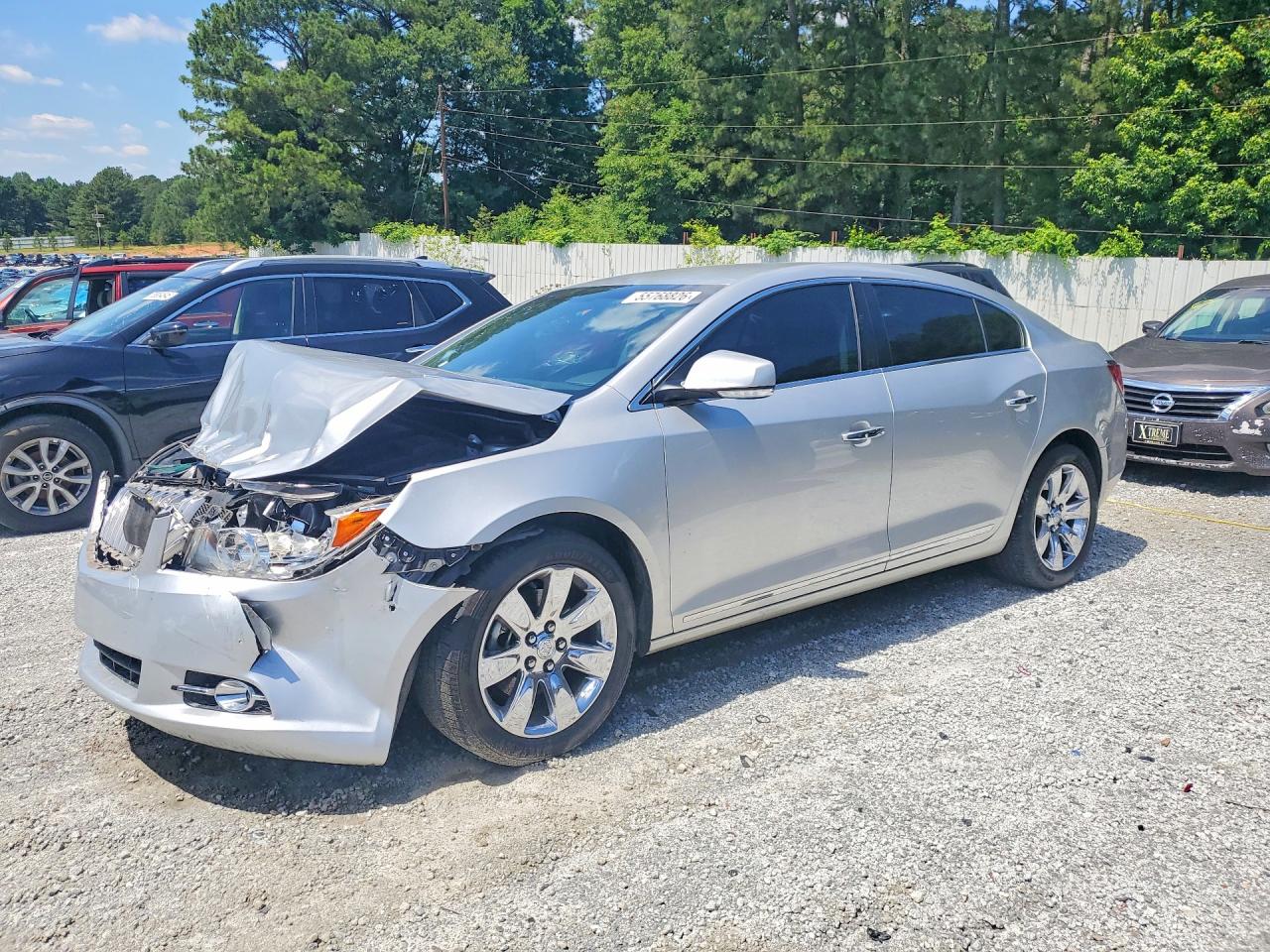 Salvage Buick LaCrosse Image