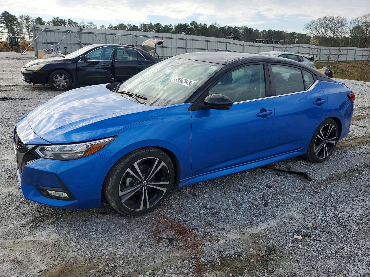 Salvage Nissan Sentra Image