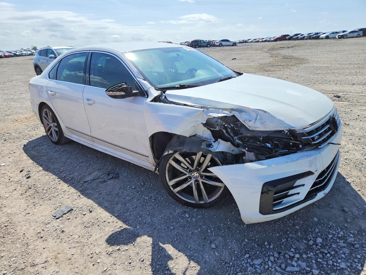 Volkswagen Passat S