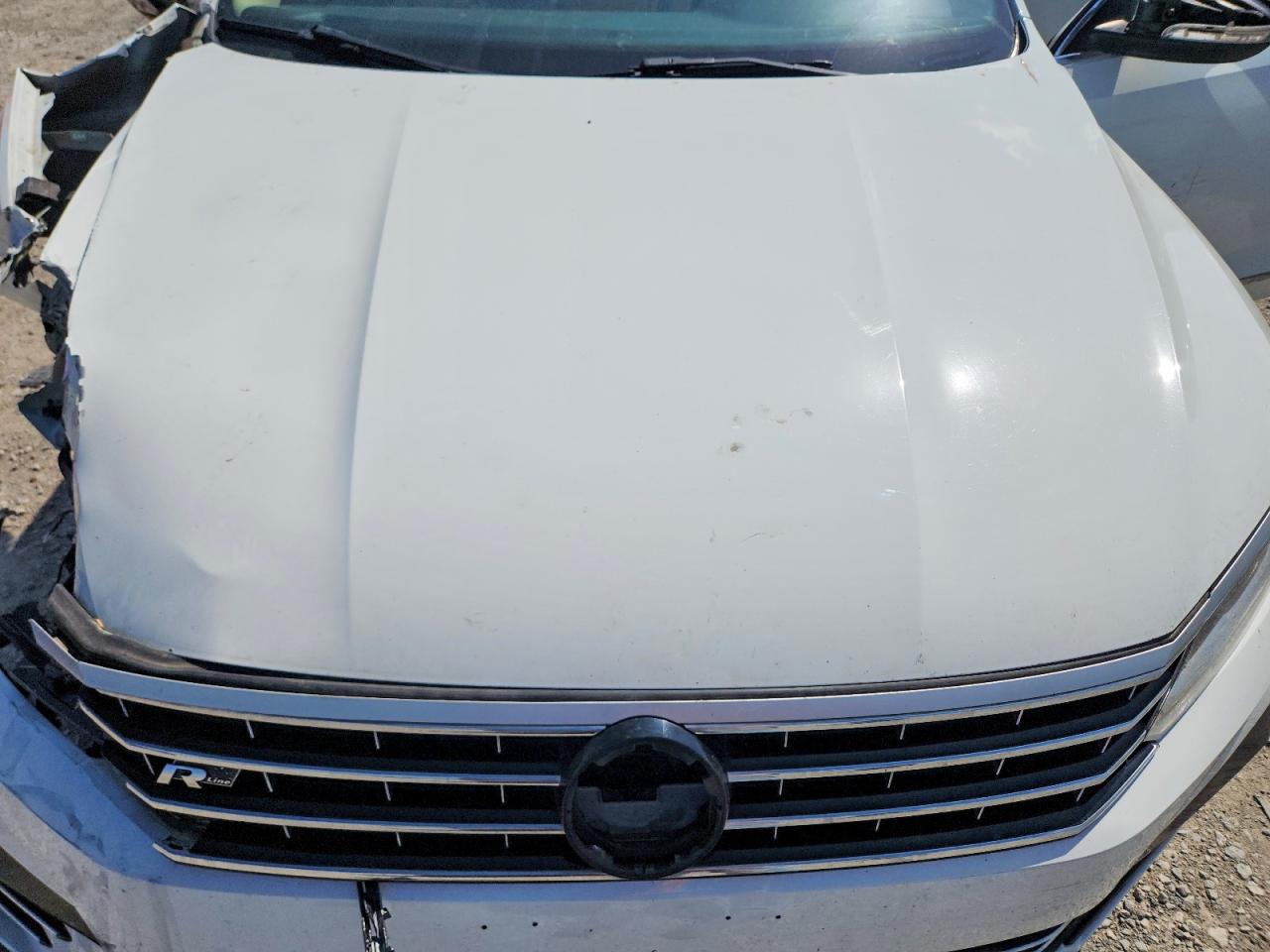 Volkswagen Passat S
