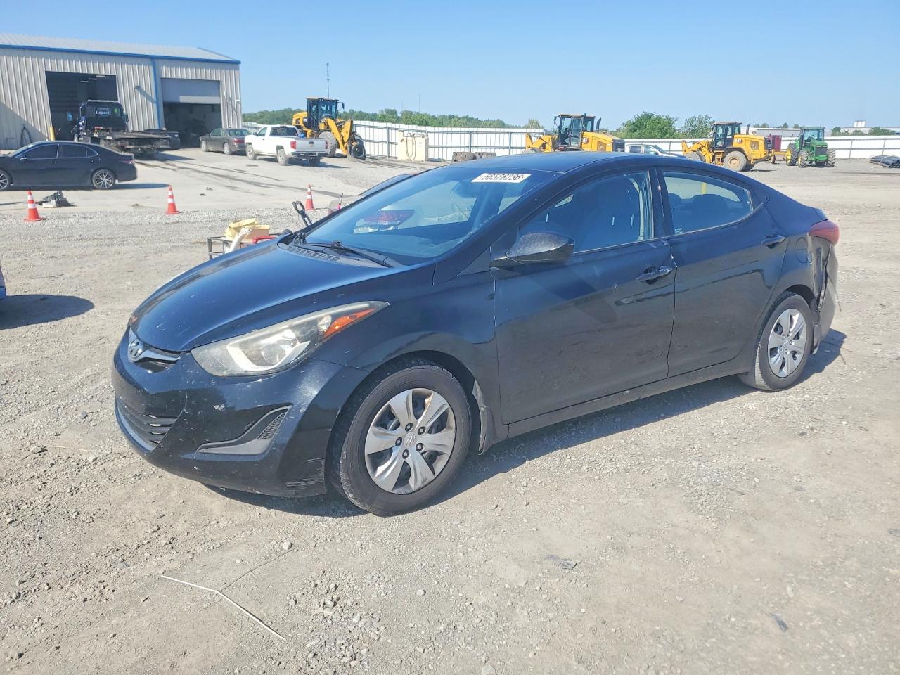Salvage Hyundai ELANTRA Image