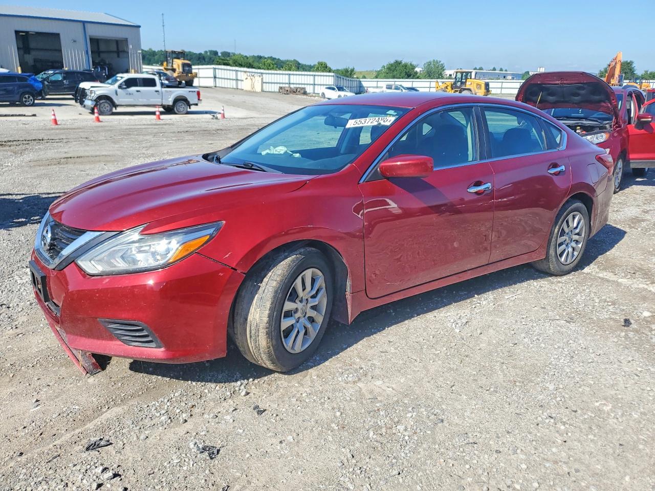 Salvage Nissan Altima Image