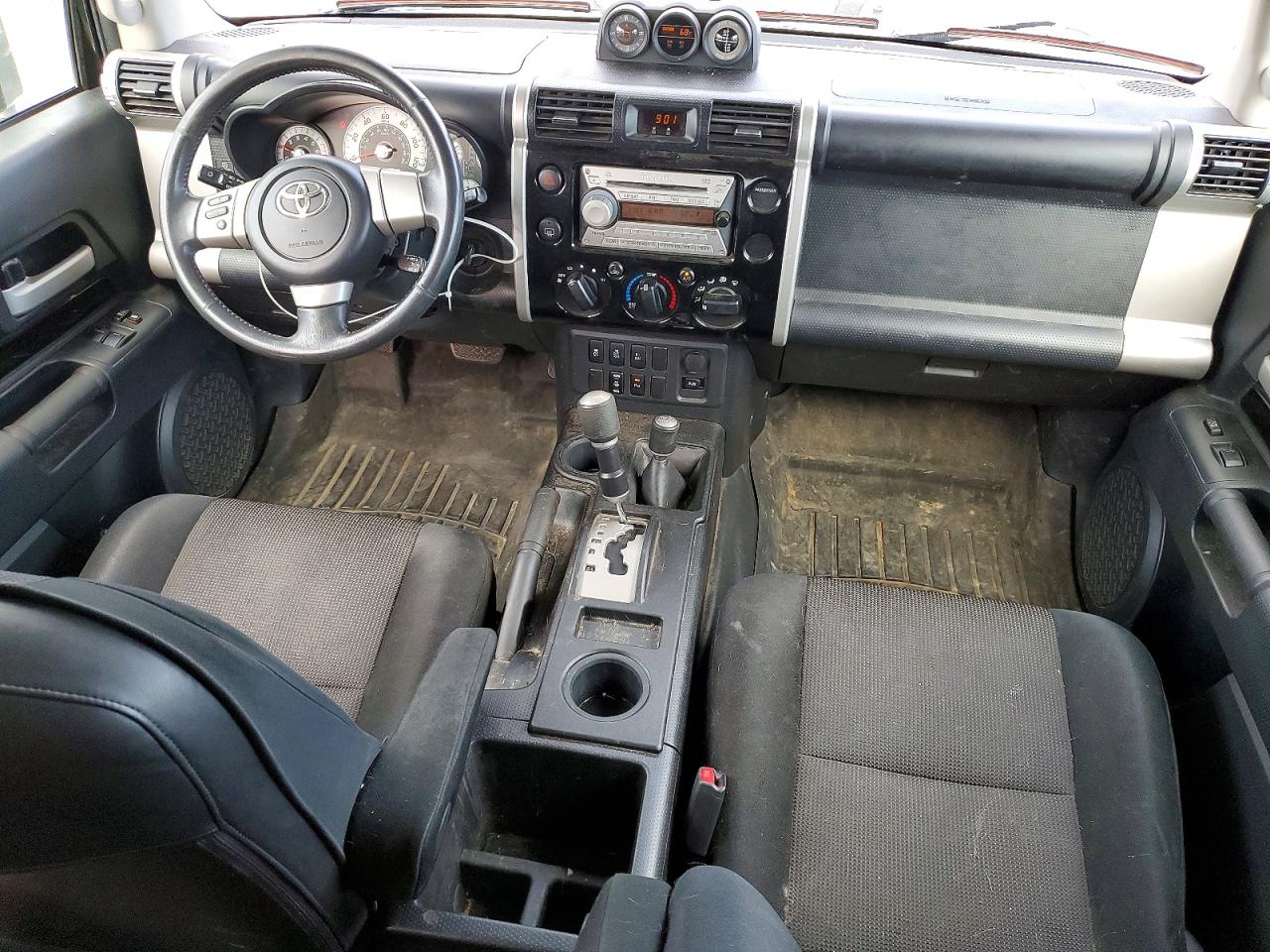Toyota FJ Cruiser Base