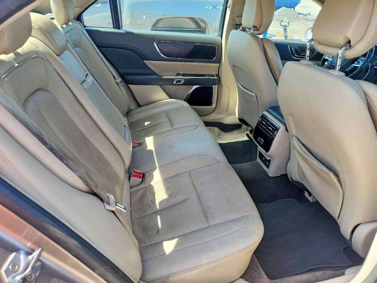 Lincoln Continental Select