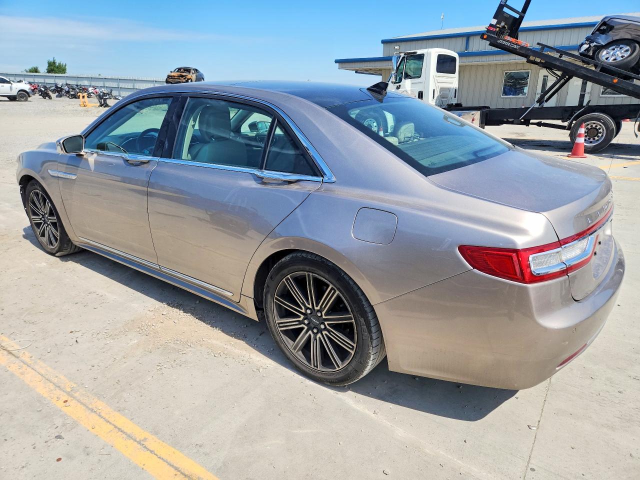 Lincoln Continental Select