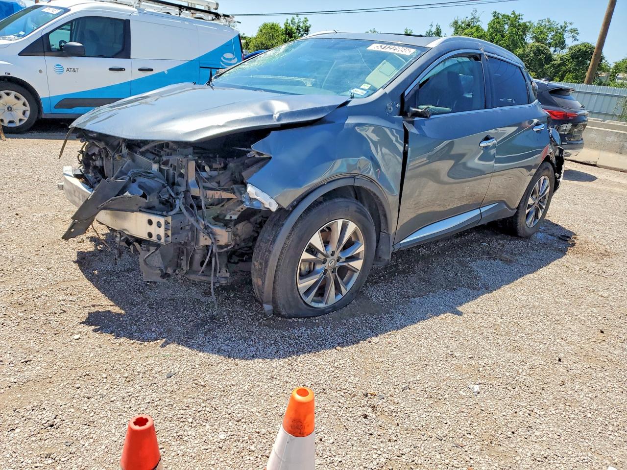 Salvage Nissan Murano Image
