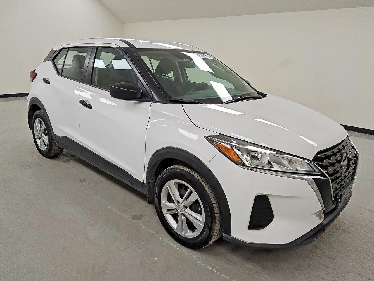 Nissan Kicks S
