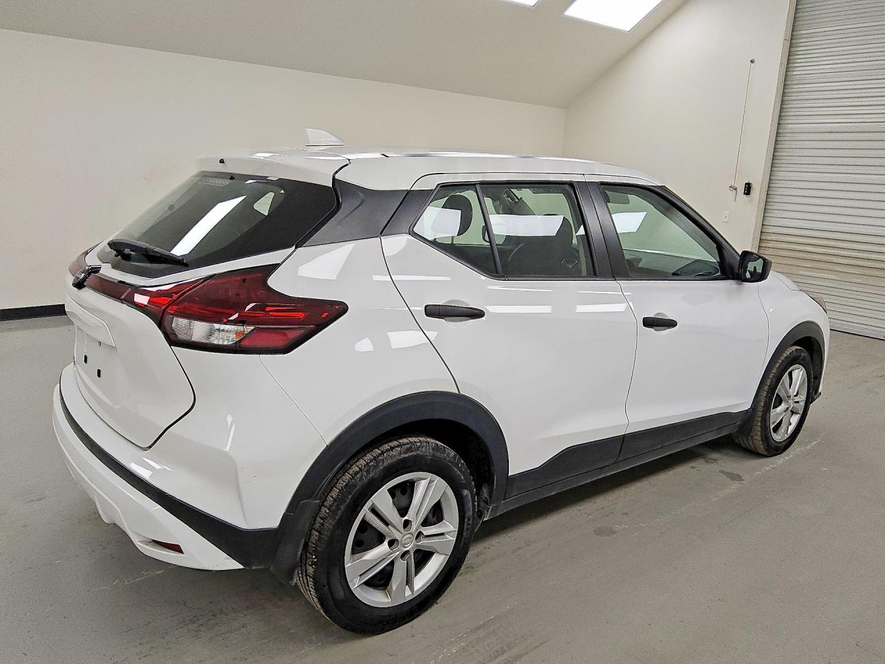 Nissan Kicks S