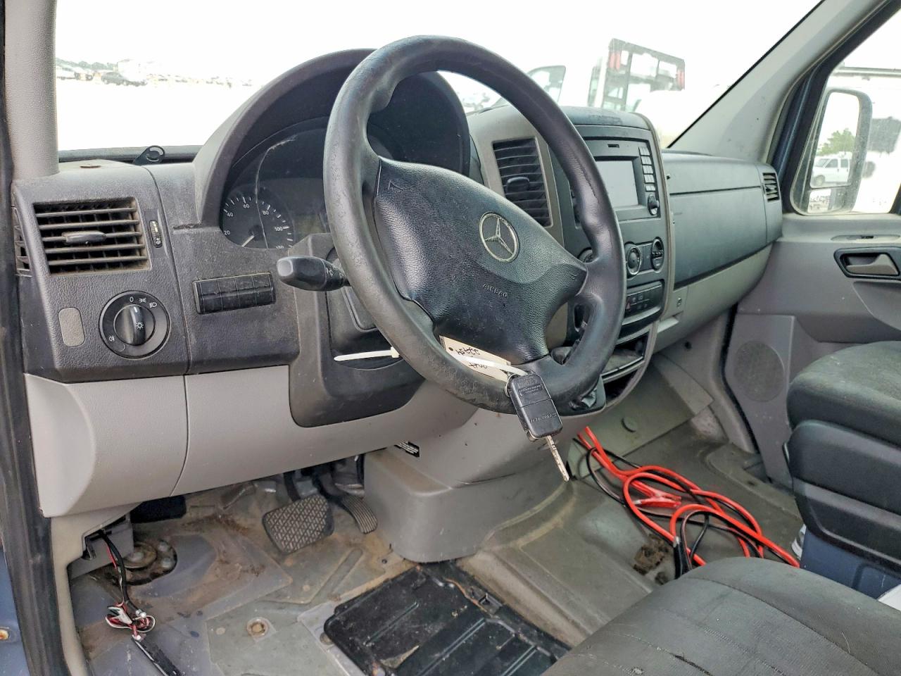 Mercedes-Benz Sprinter 2500