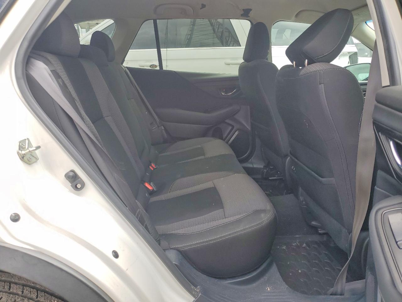 Subaru Outback Premium