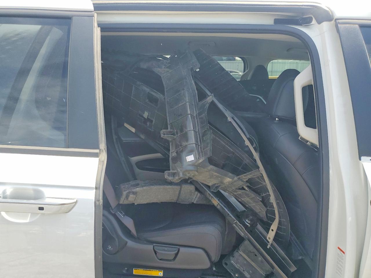 Kia Carnival Lx