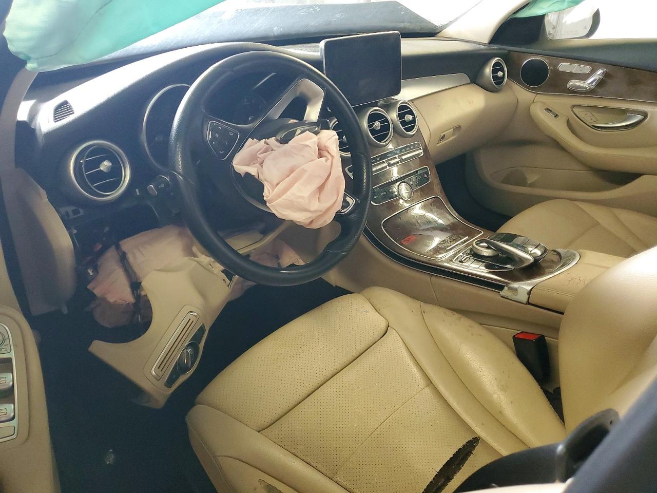 Mercedes-Benz C-Class 300 4matic