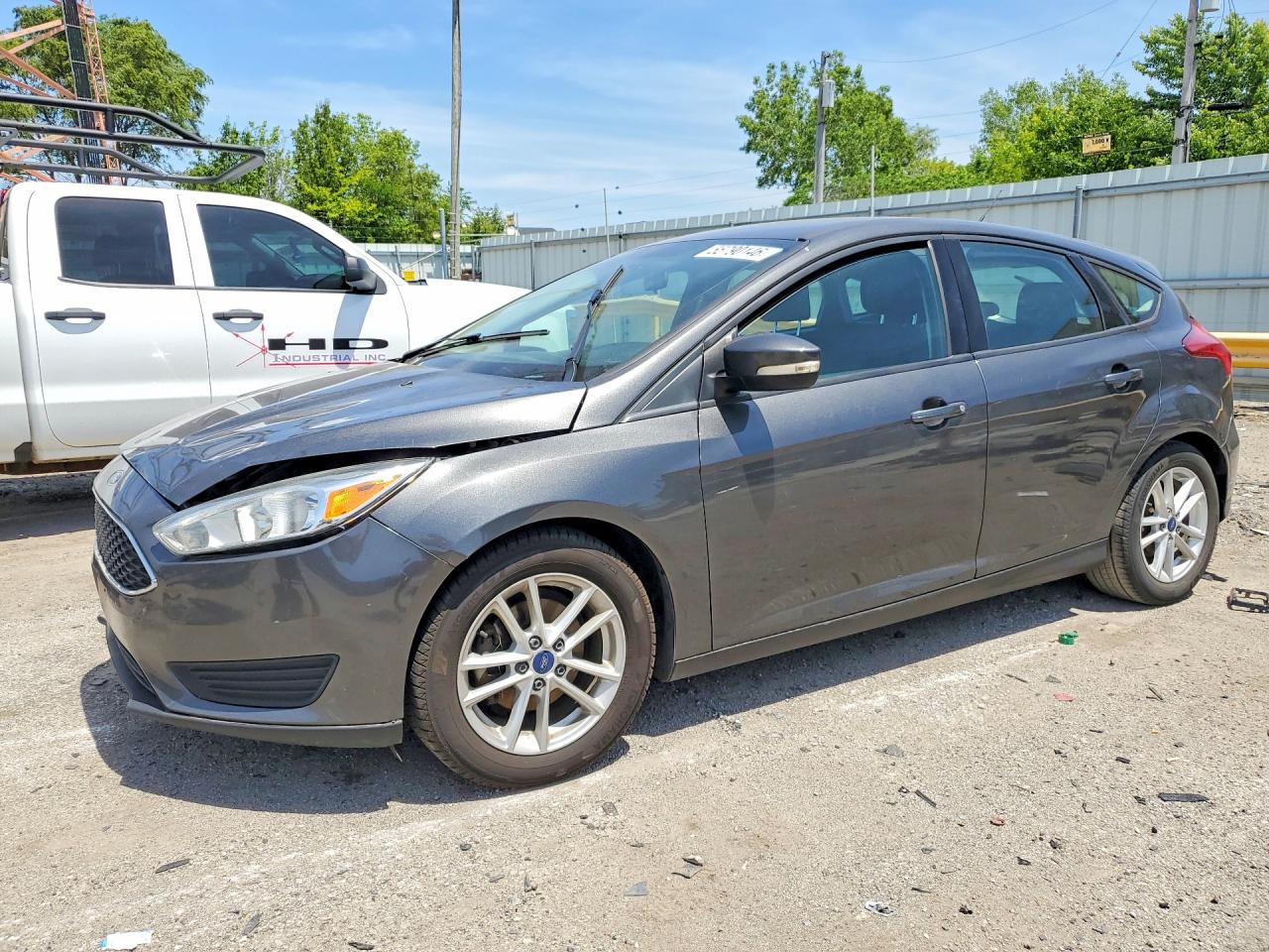 Salvage Ford Focus Image