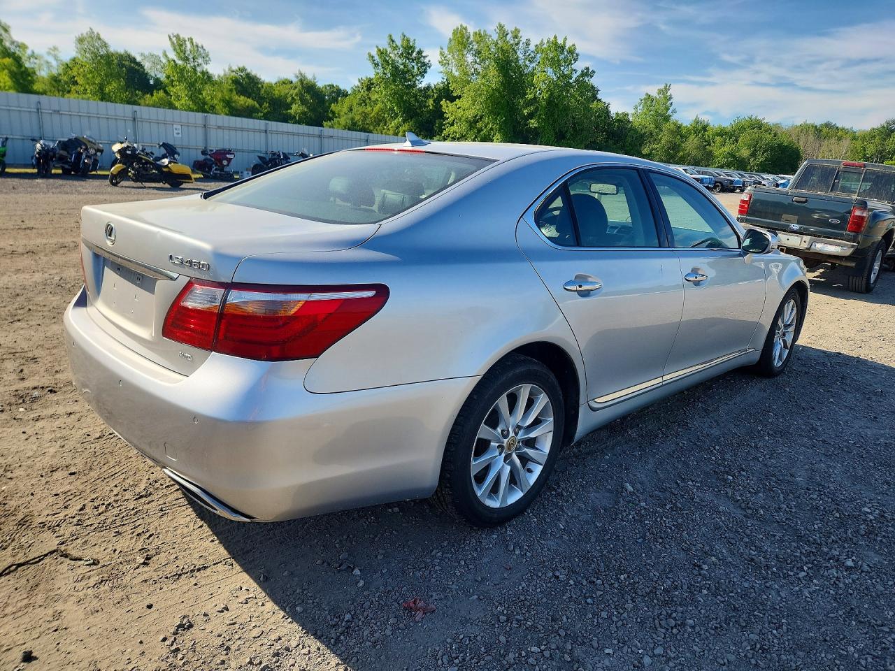 Lexus LS 460