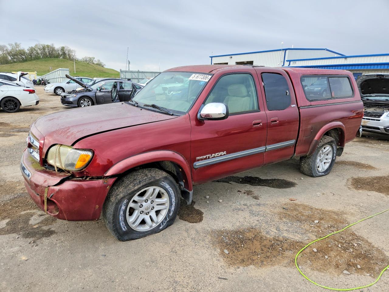 Salvage Toyota Tundra Image