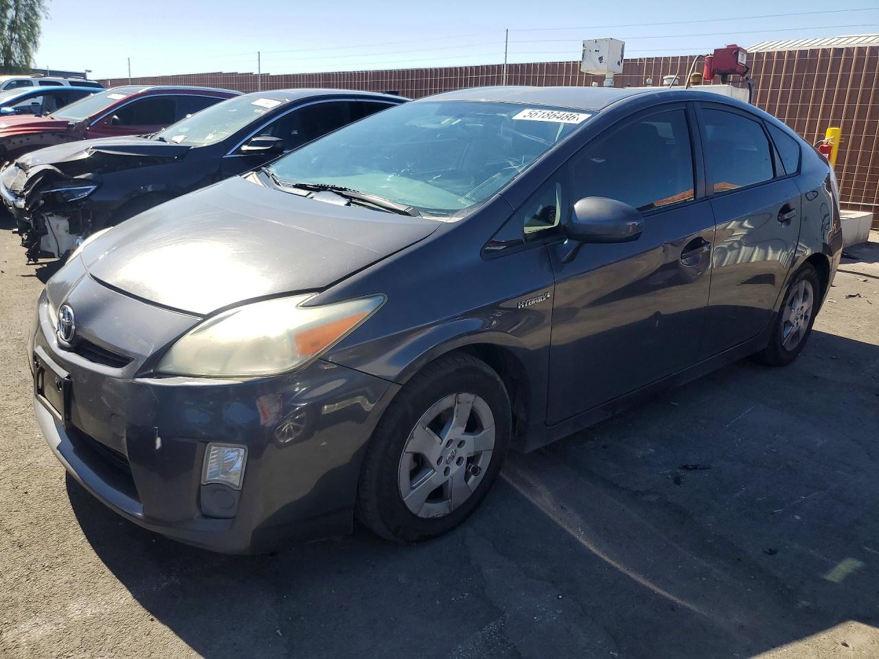 Salvage Toyota Prius Image