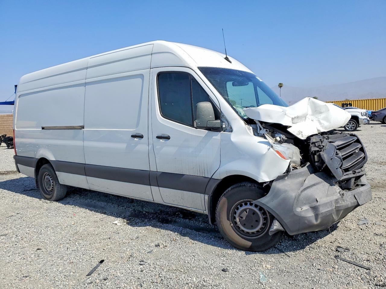 Mercedes-Benz Sprinter 2500