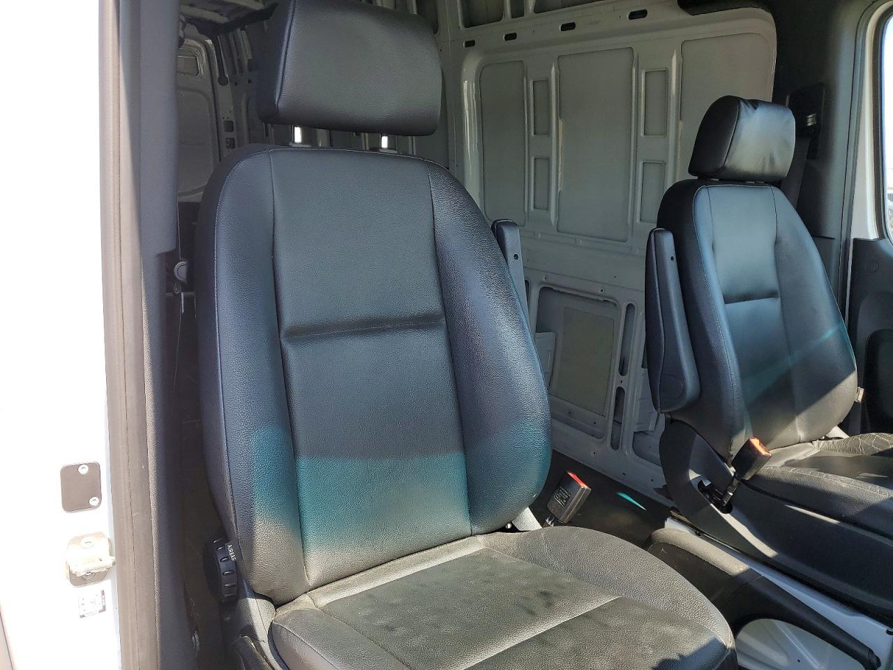 Mercedes-Benz Sprinter 2500