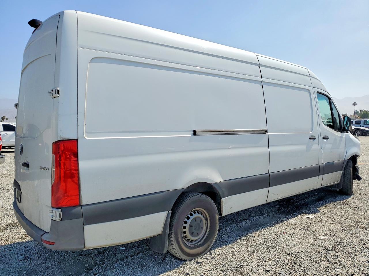 Mercedes-Benz Sprinter 2500