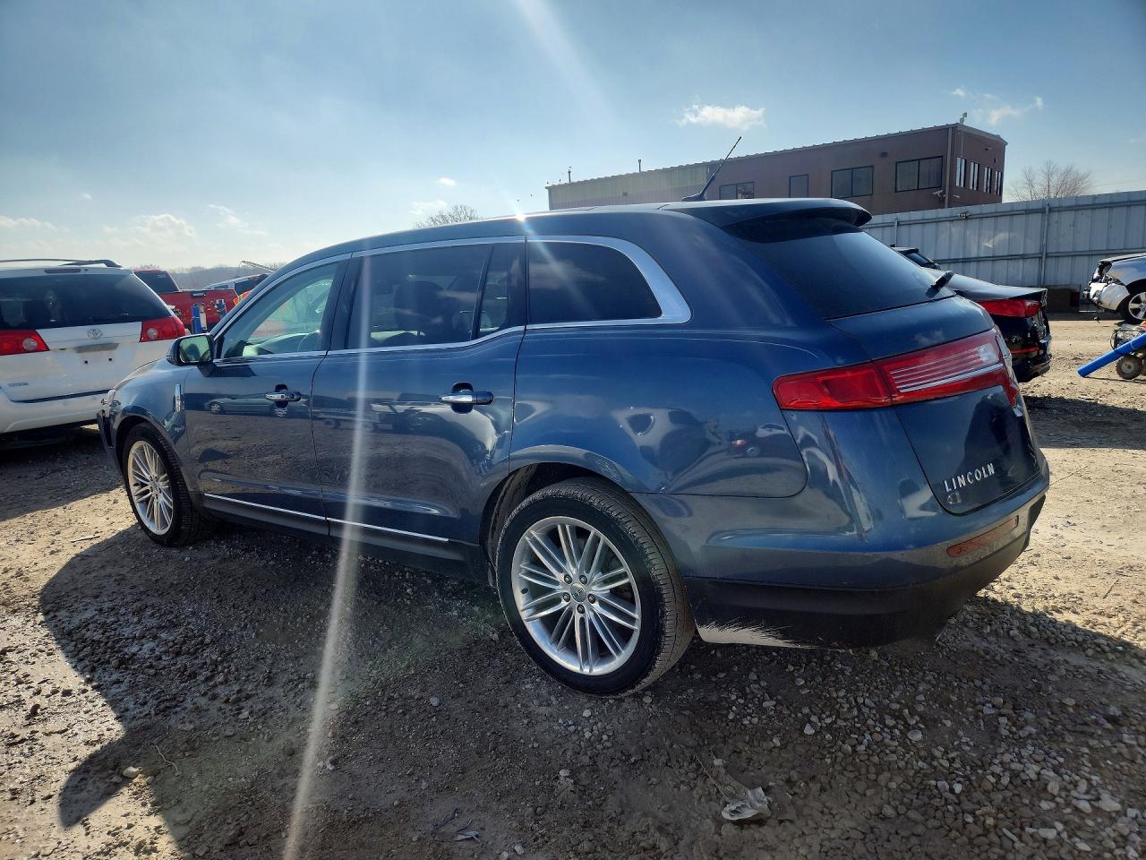 Lincoln MKT
