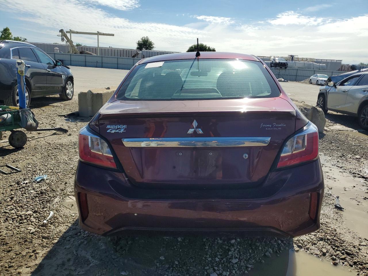 Mitsubishi Mirage G4 Es