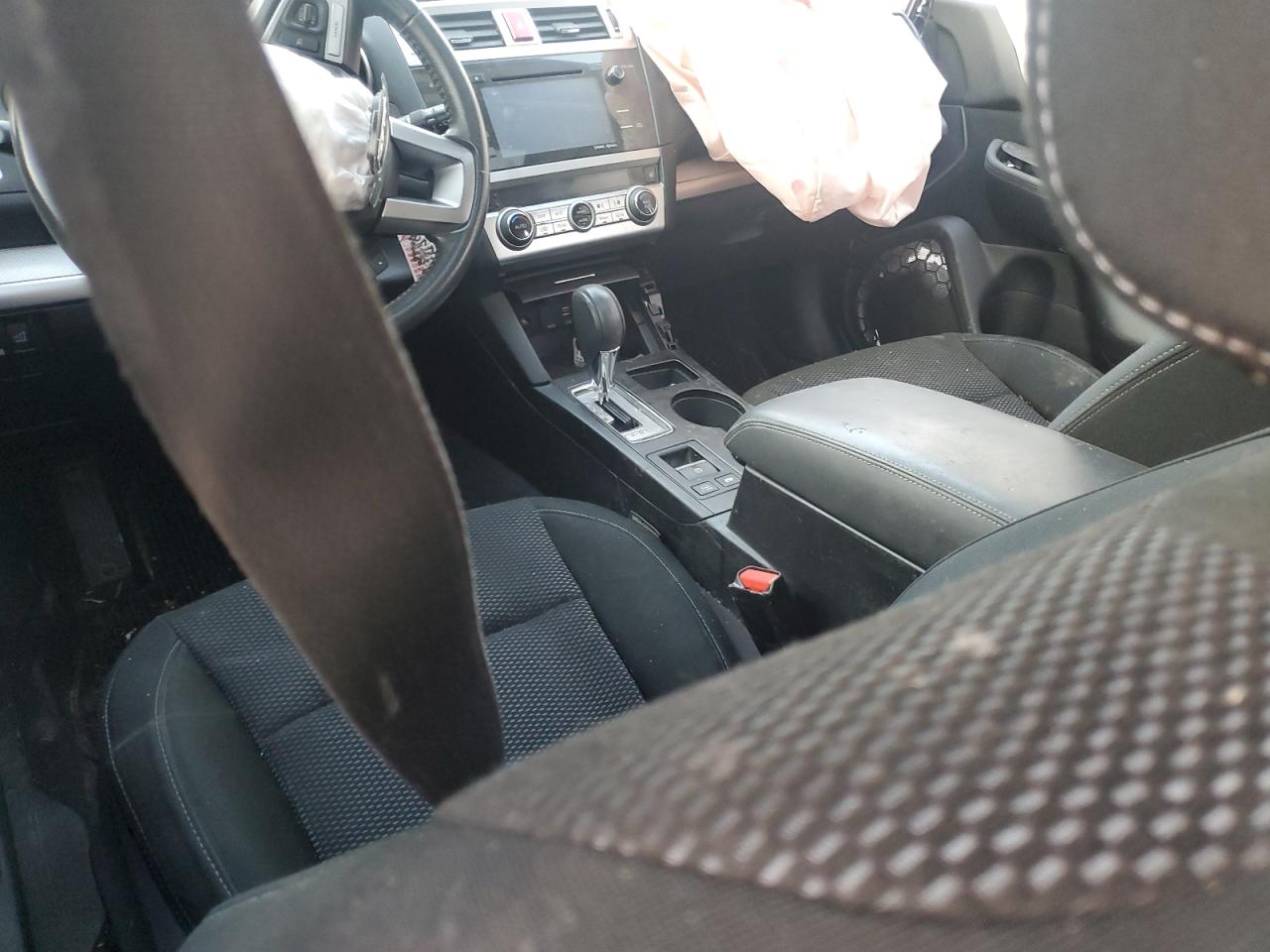 Subaru Outback 2.5i Premium