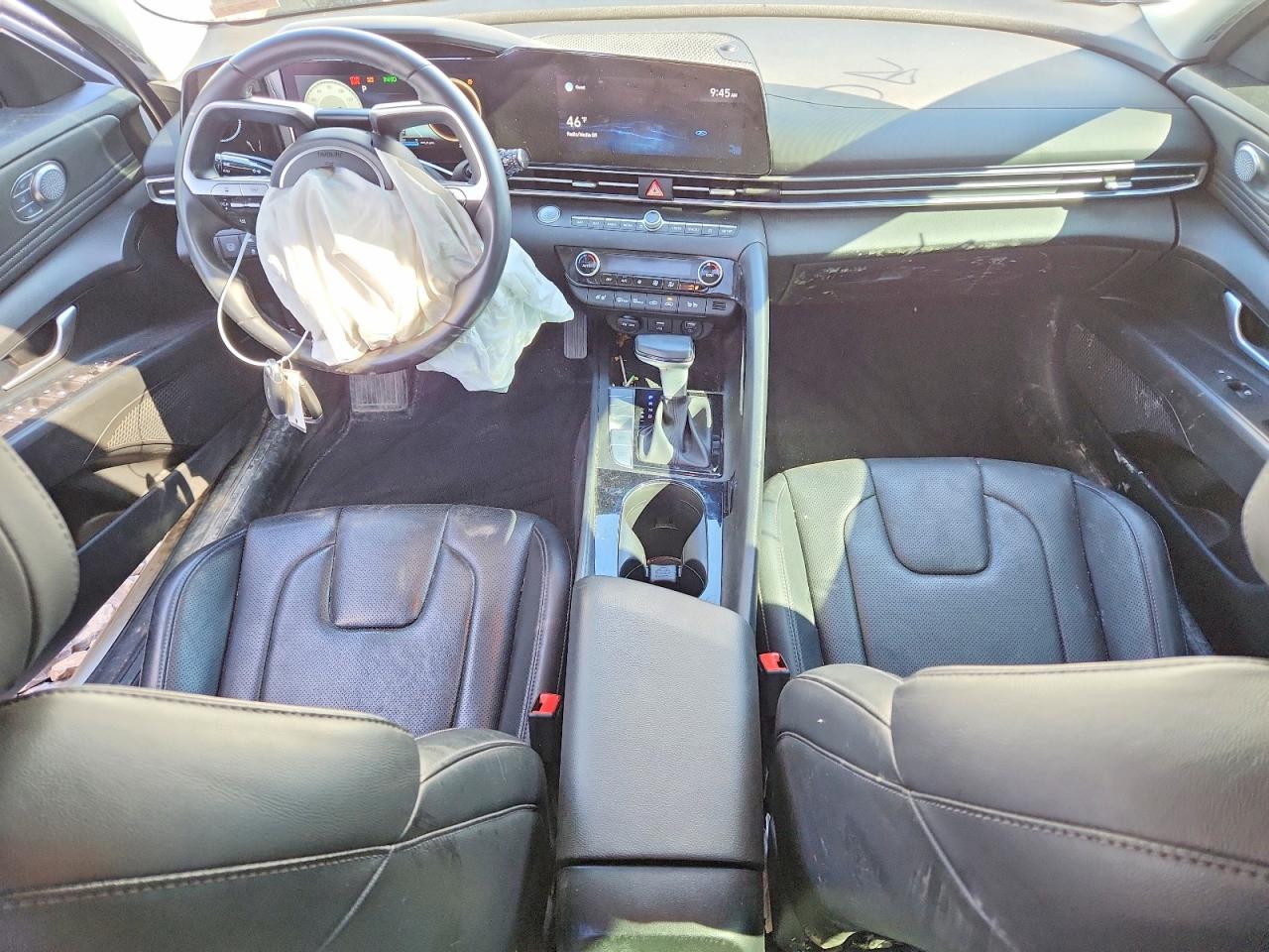 Hyundai ELANTRA Limited