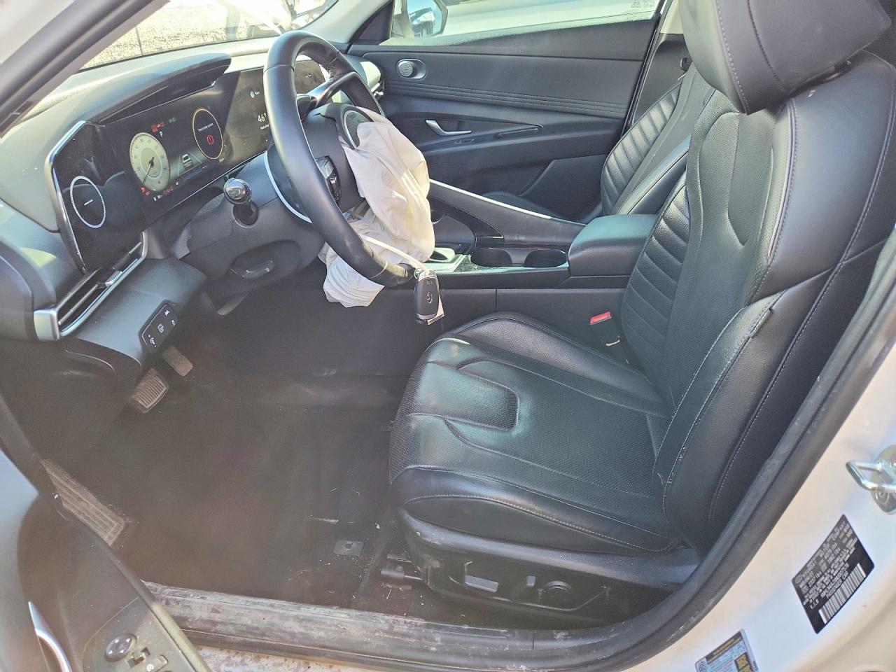 Hyundai ELANTRA Limited