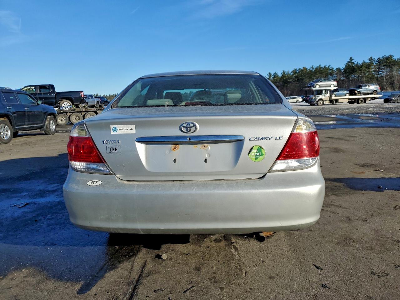 Toyota Camry Le