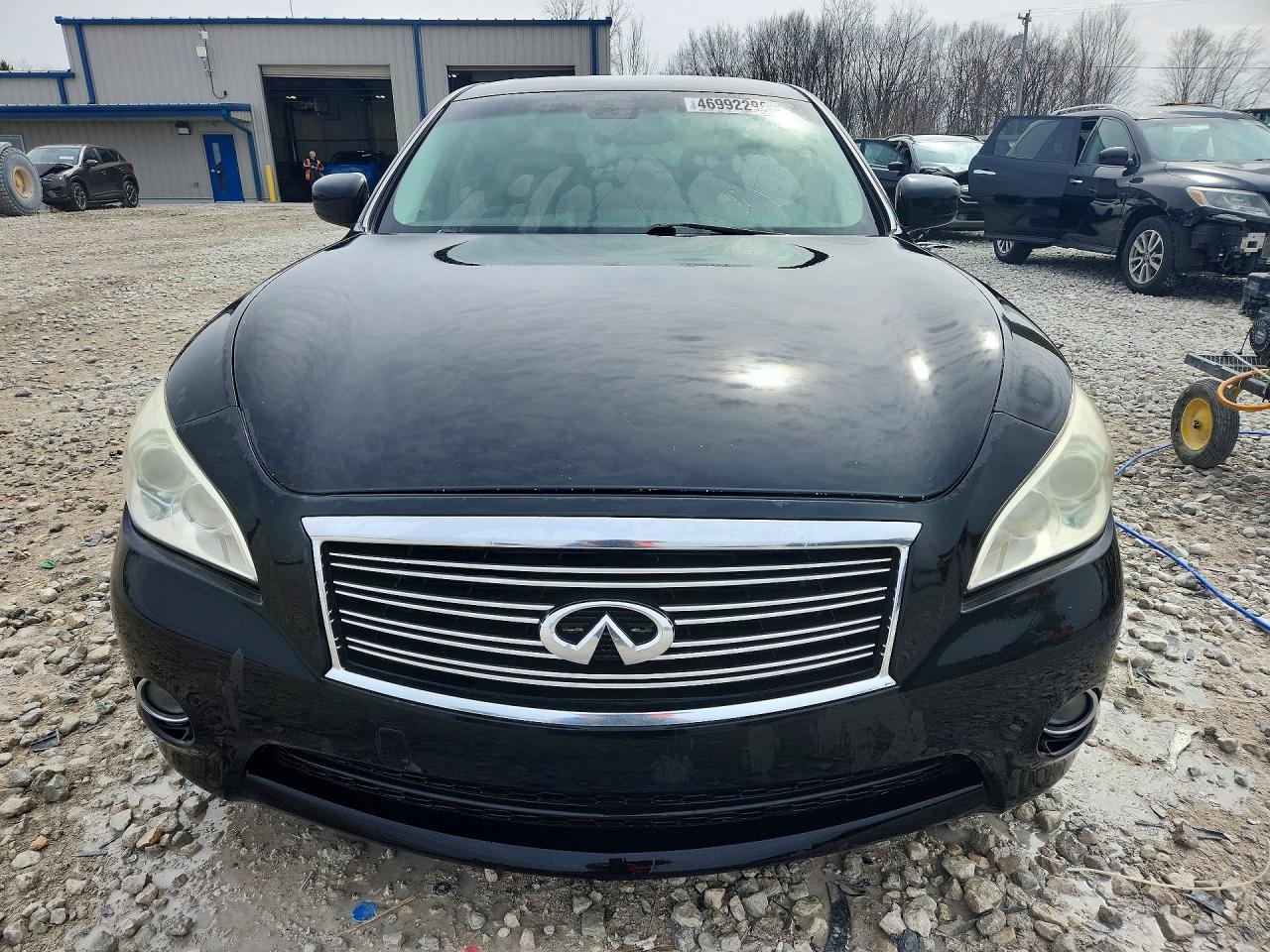 INFINITI M37 X