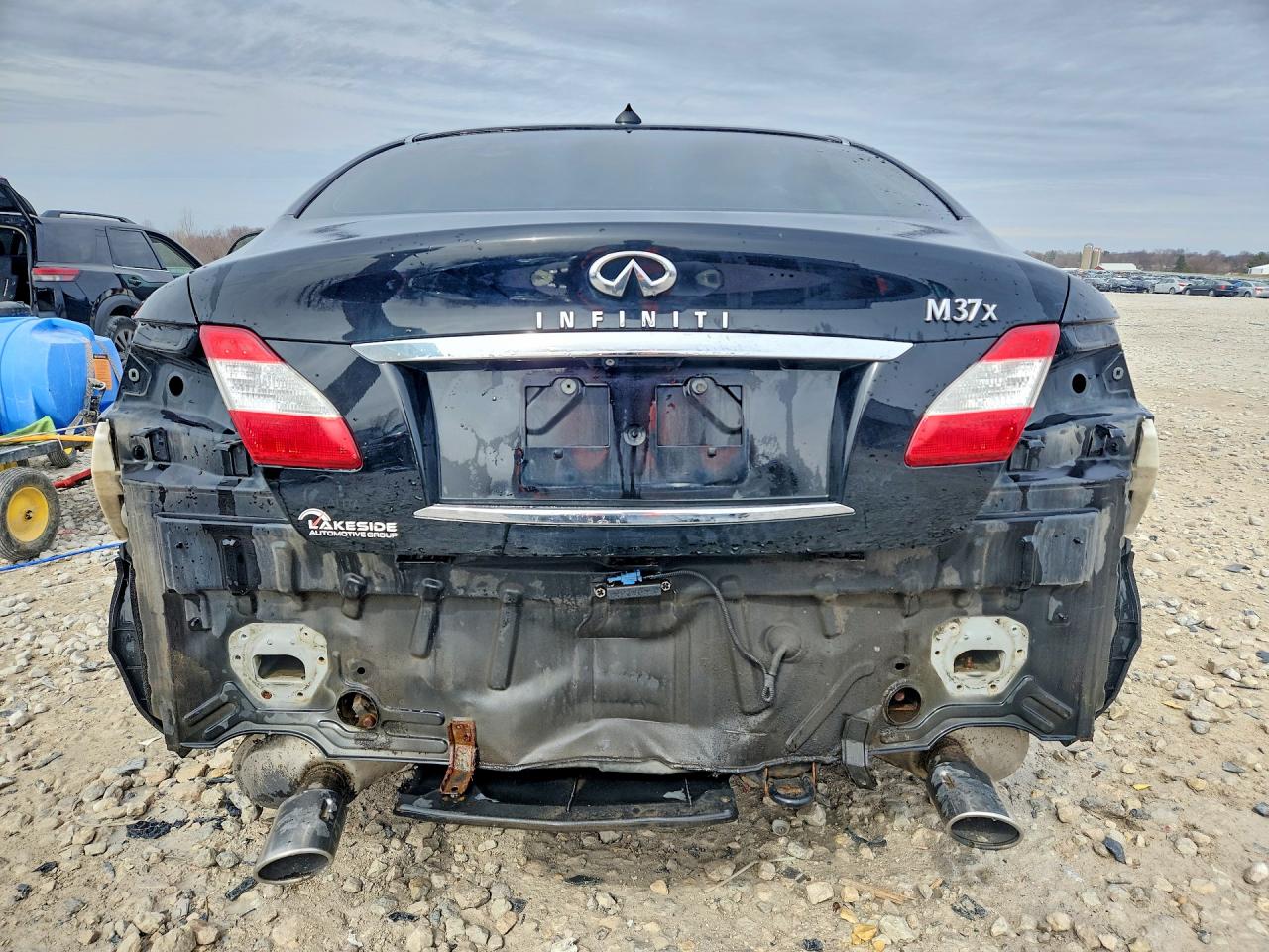 INFINITI M37 X