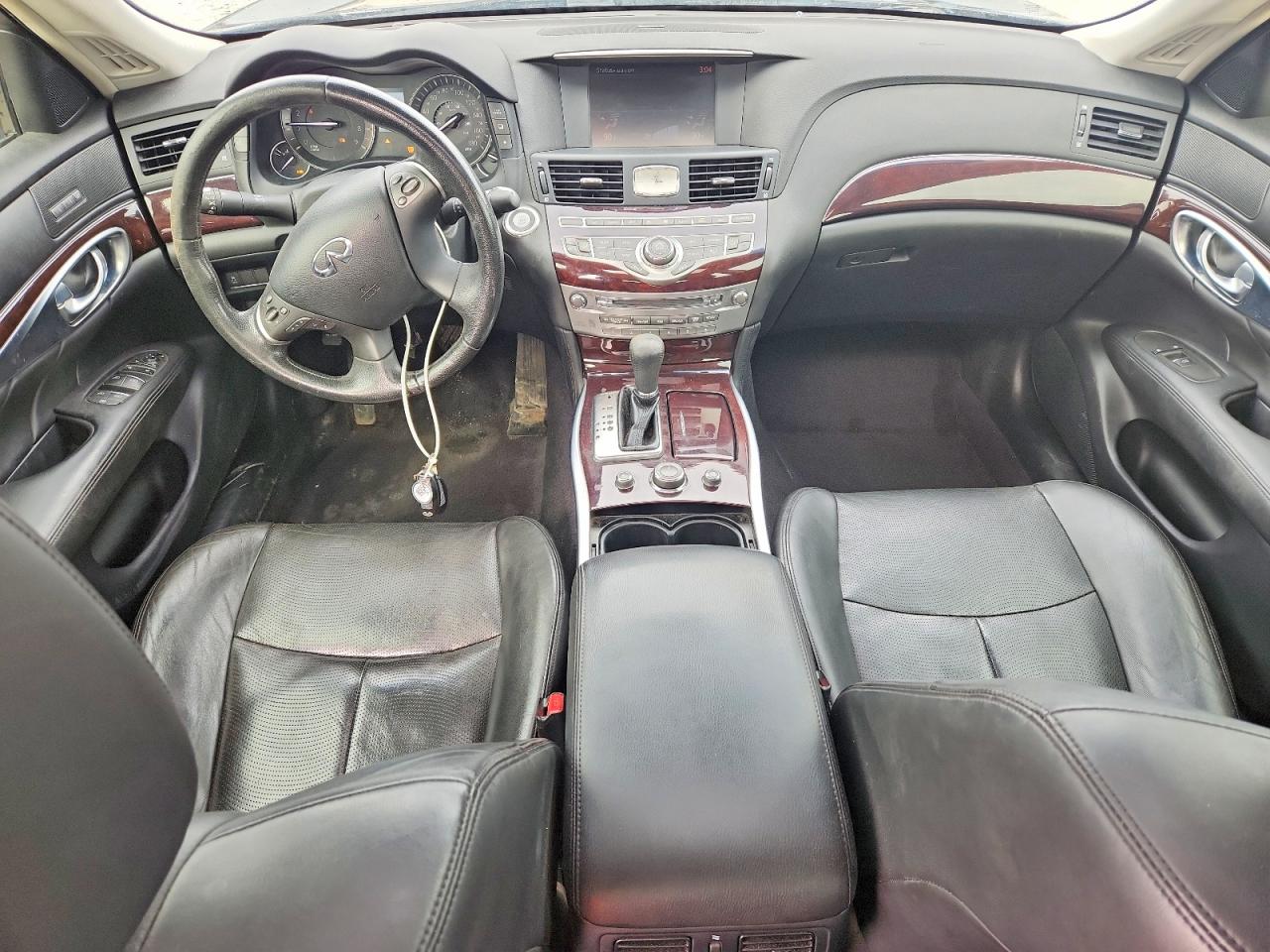 INFINITI M37 X