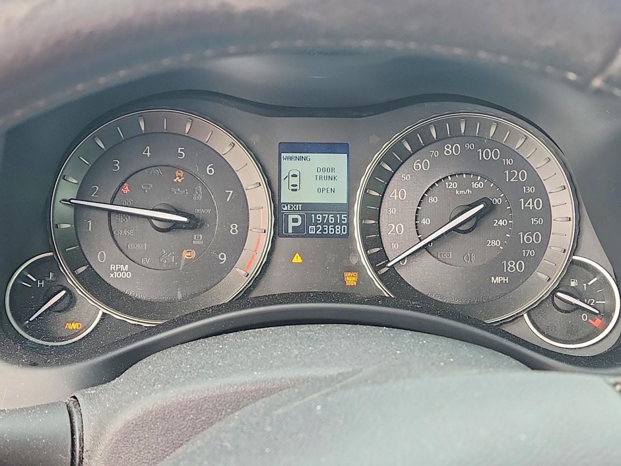 INFINITI M37 X
