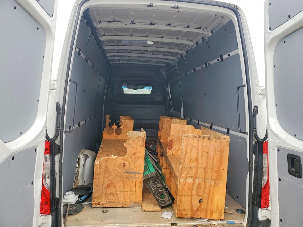 Mercedes-Benz Sprinter 2500