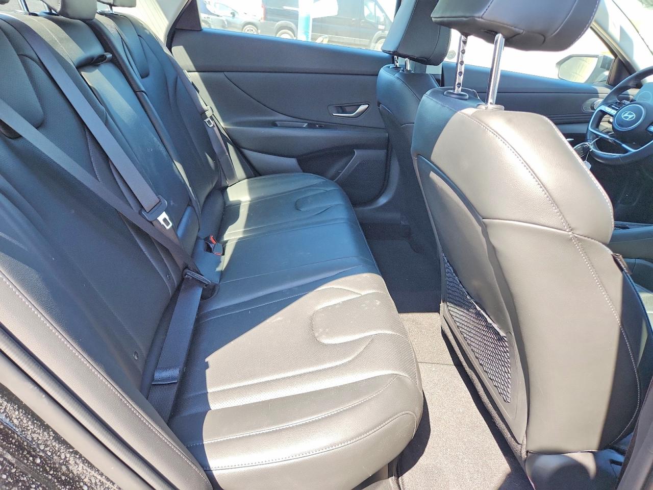 Hyundai ELANTRA Limited