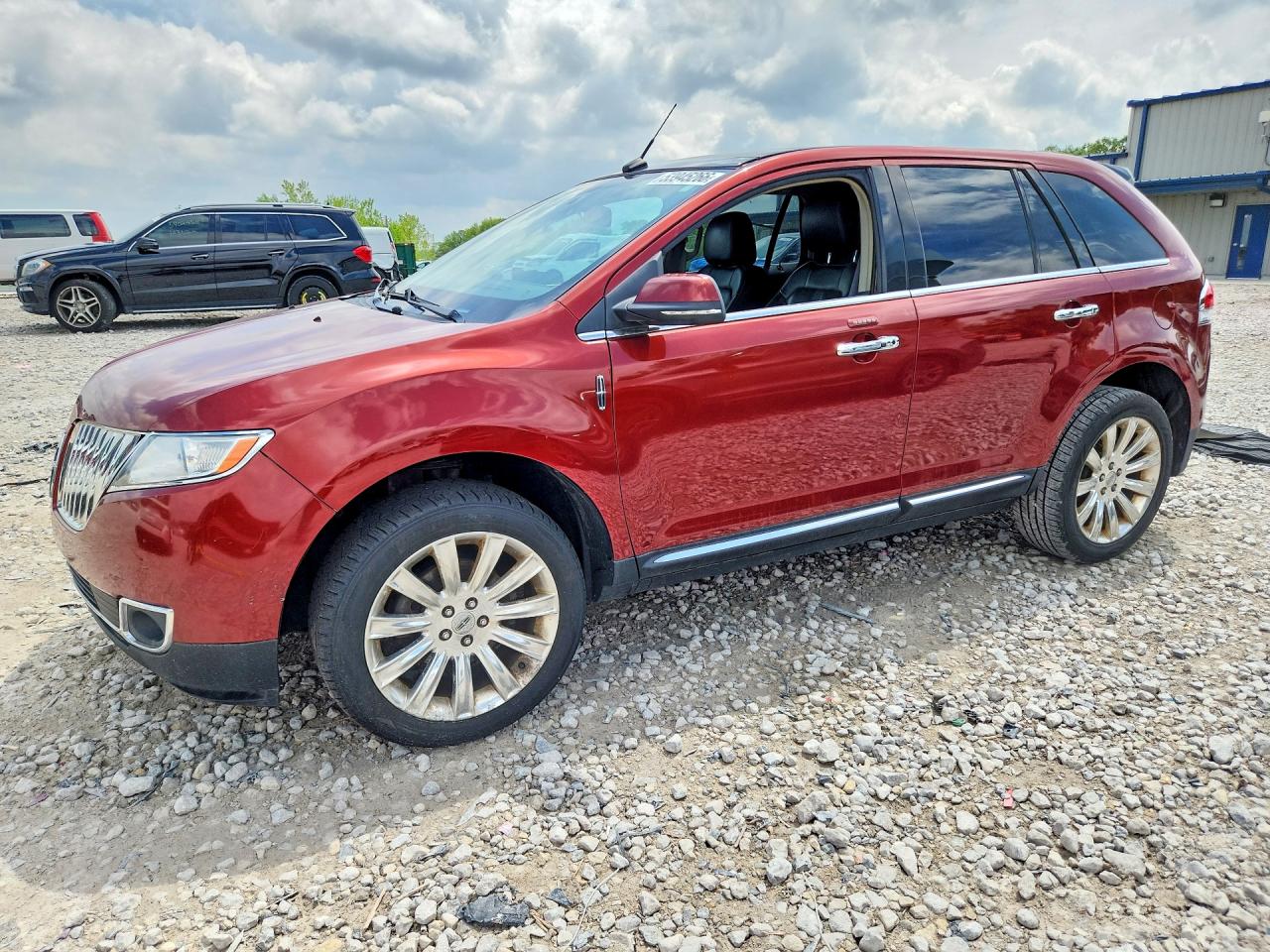 Salvage Lincoln MKX Image