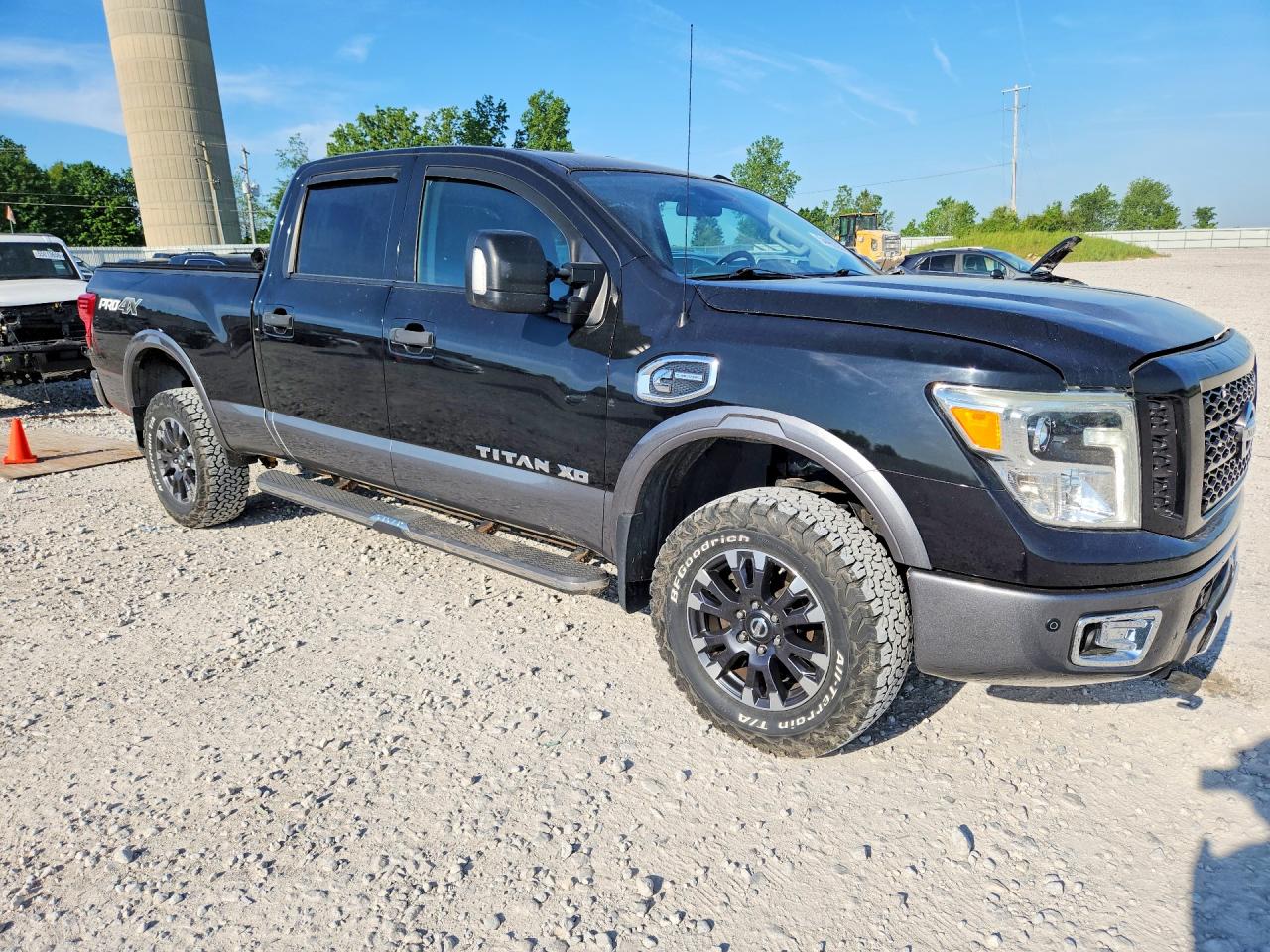 Nissan Titan Pro-4x