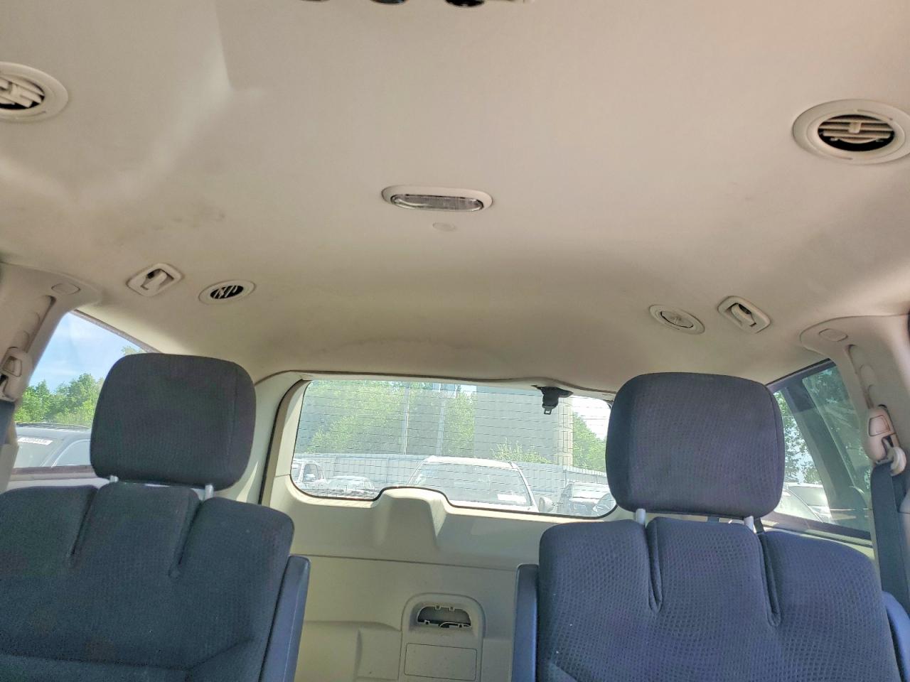 Dodge Caravan Sxt