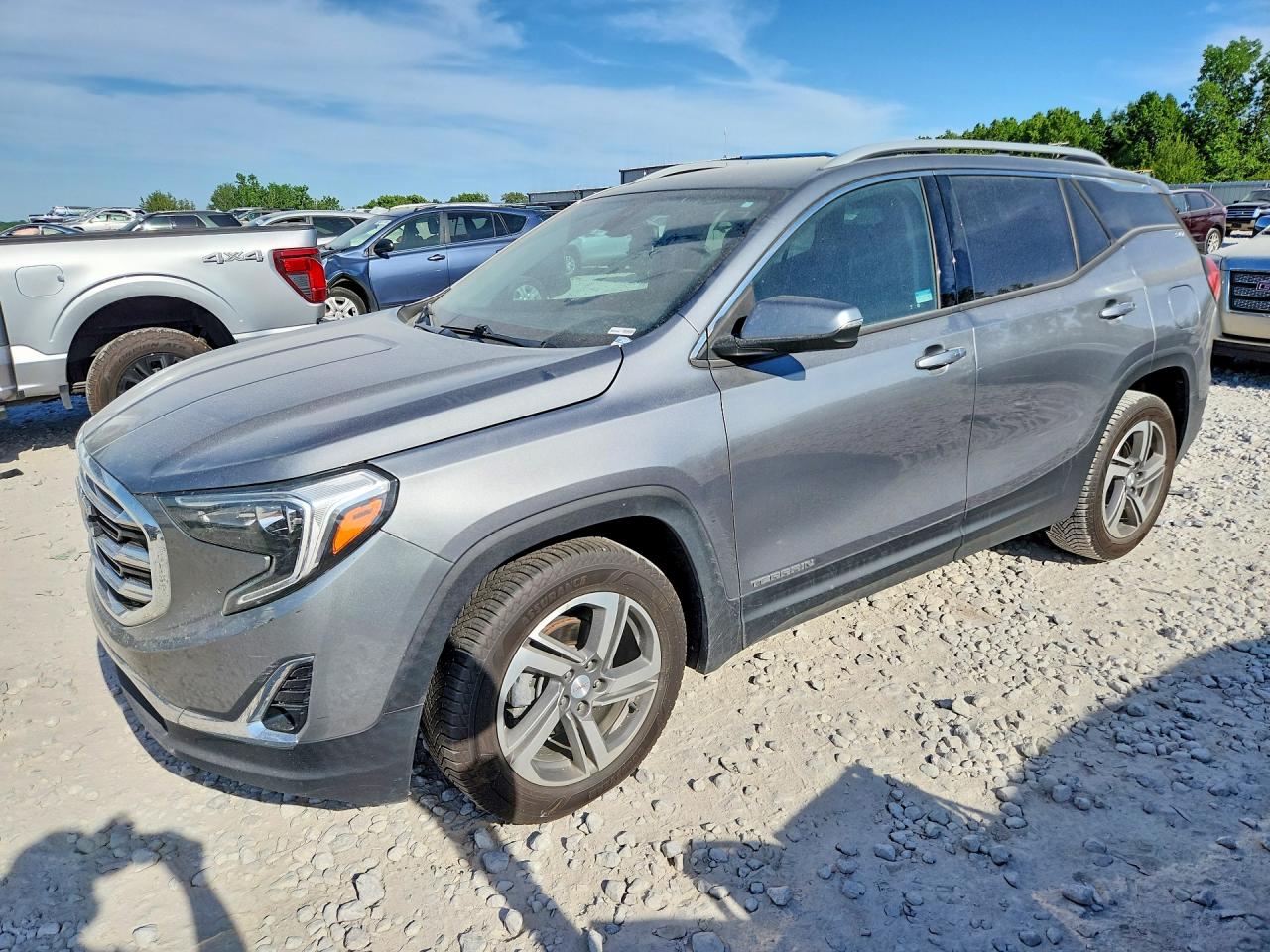 Salvage GMC Terrain Image