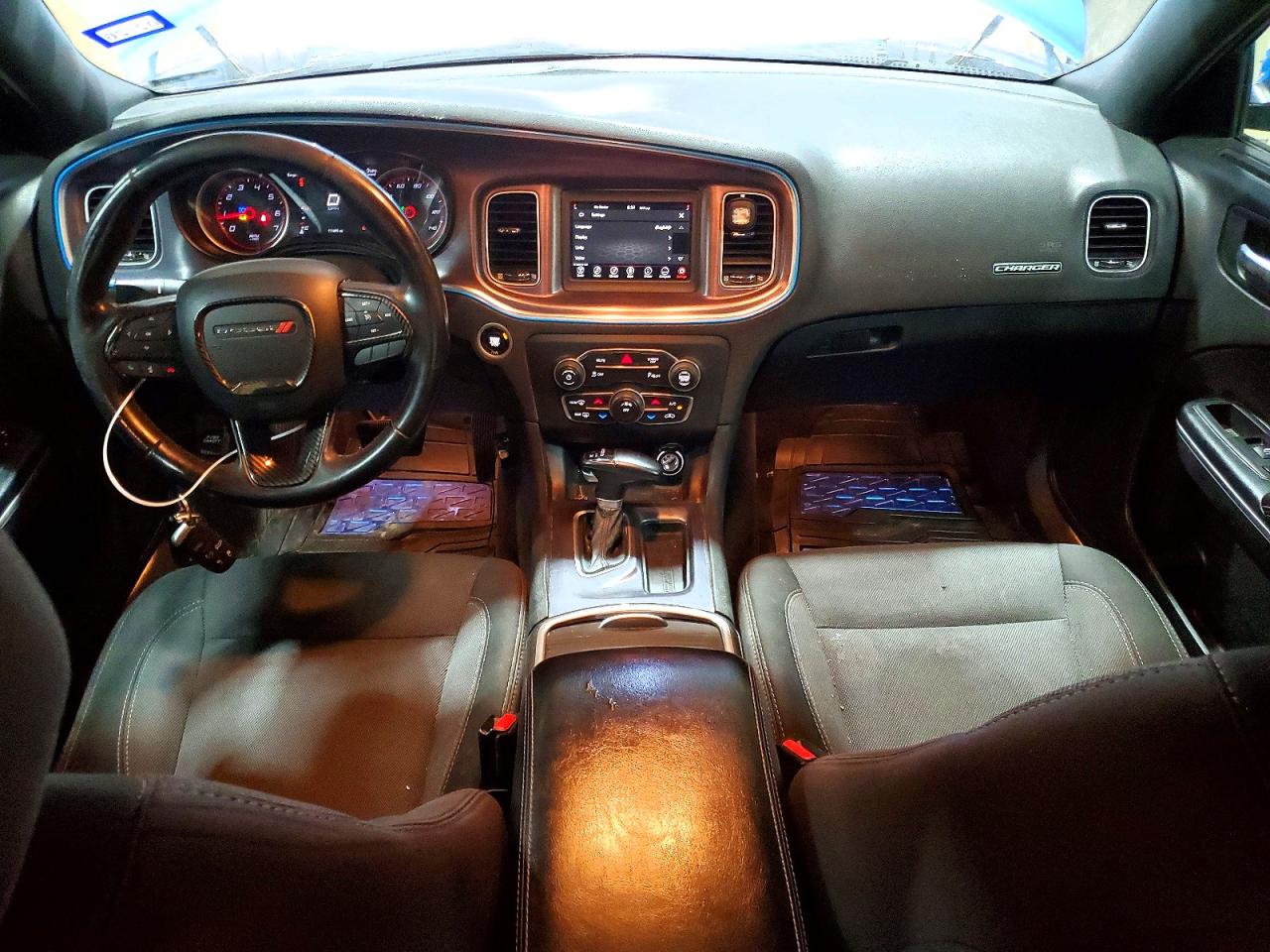 Dodge Charger Sxt