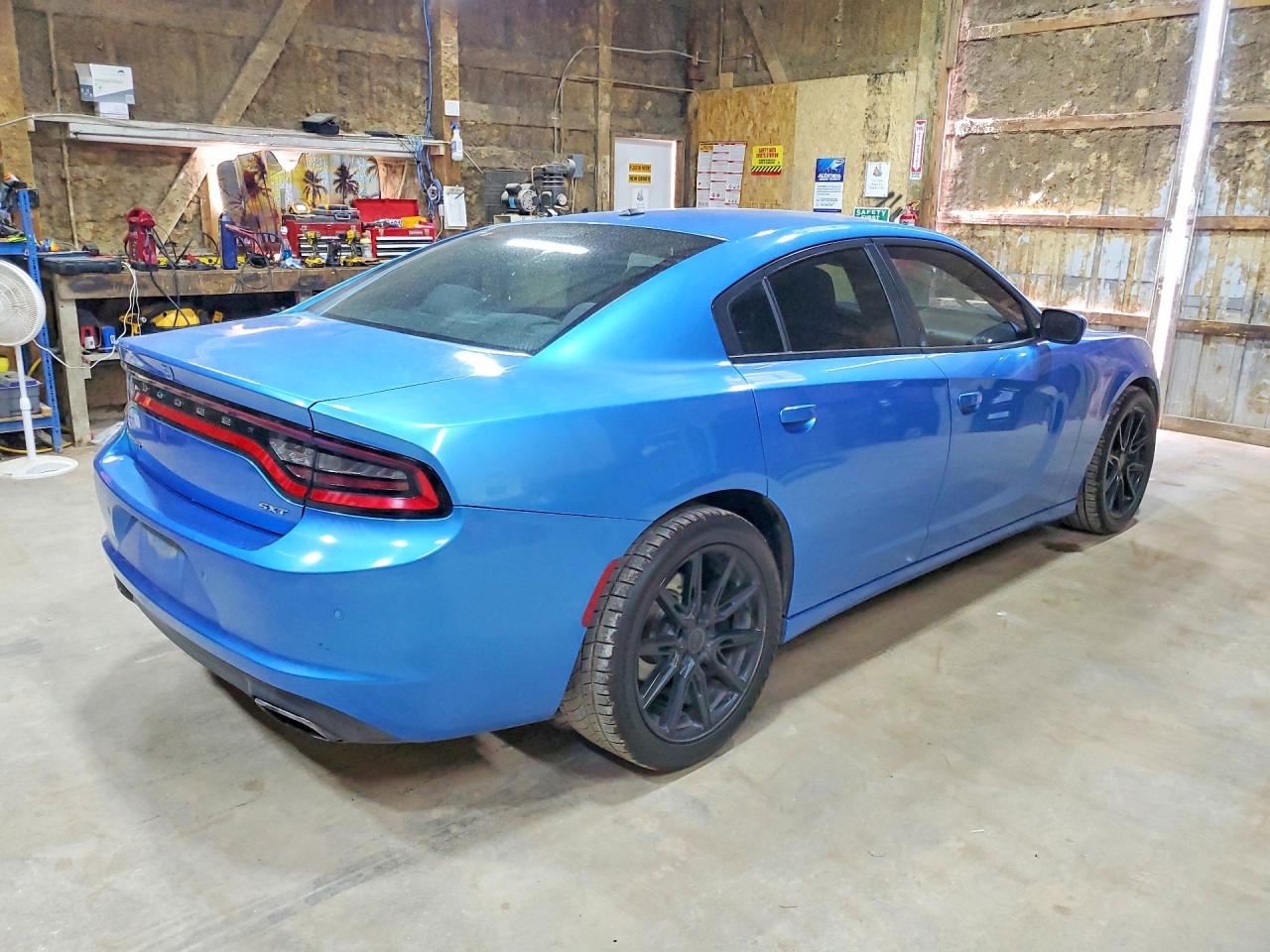 Dodge Charger Sxt