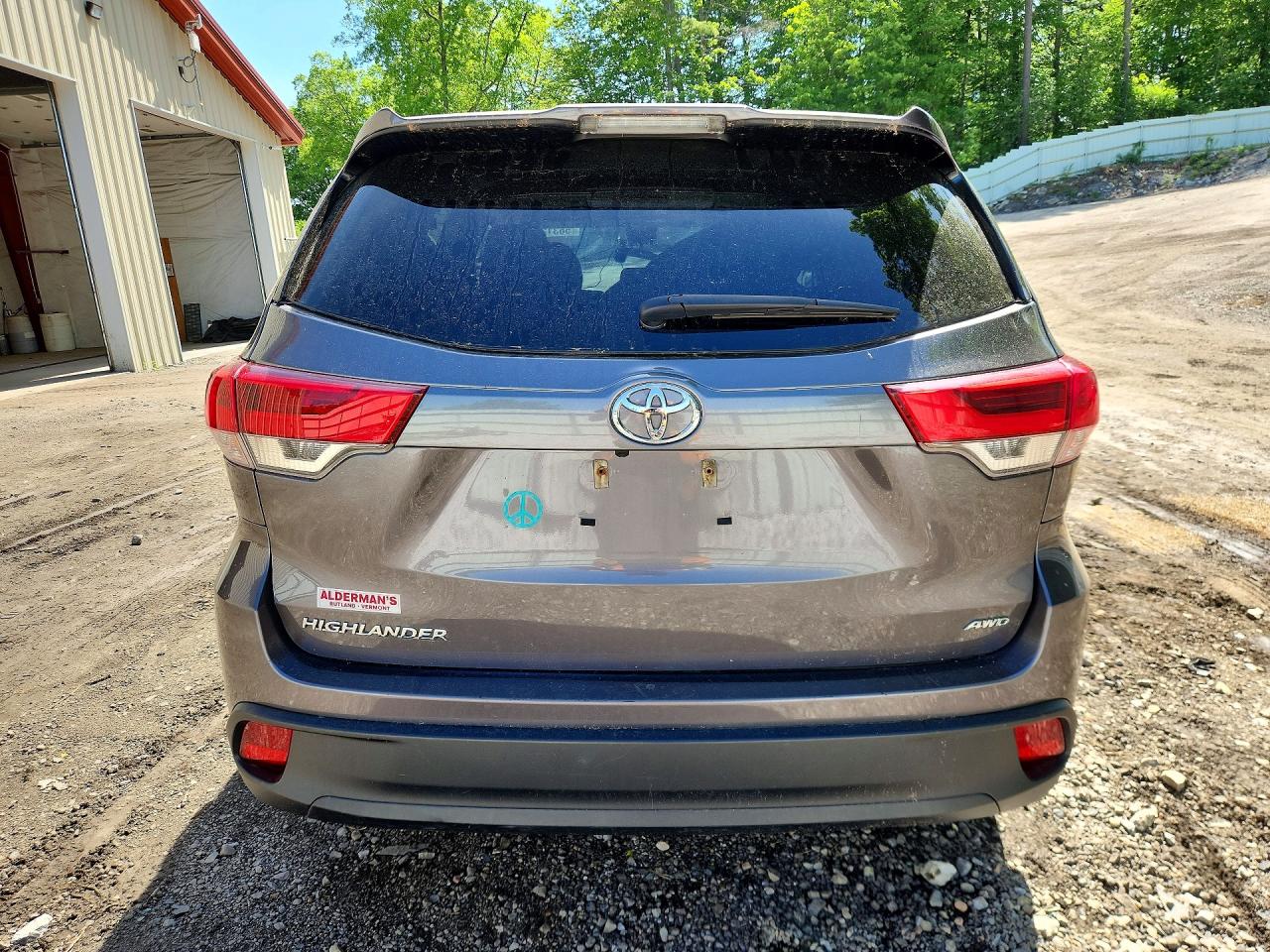 Toyota Highlander Le