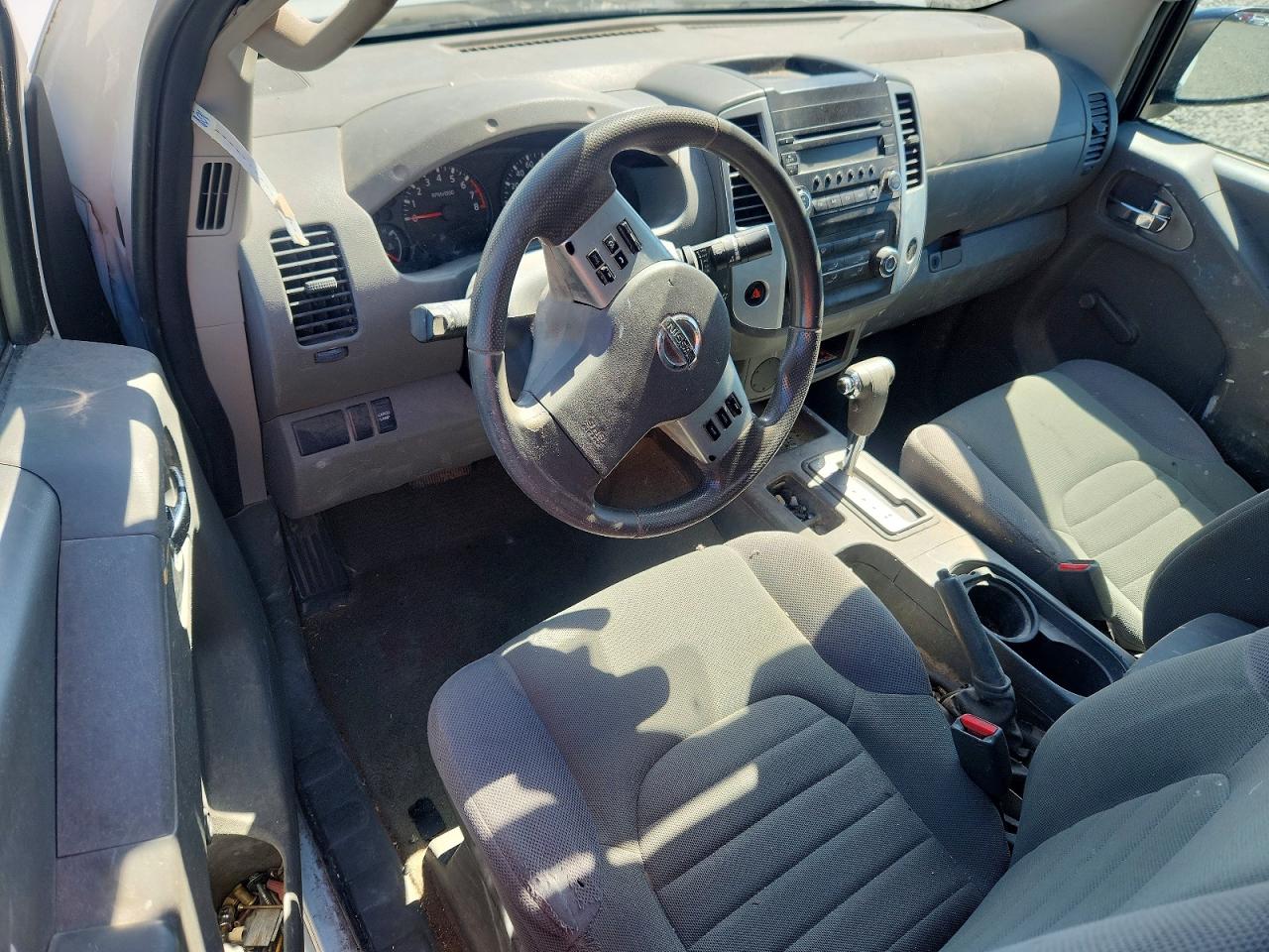 Nissan Frontier S