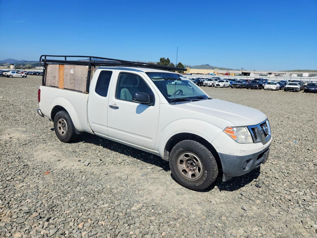 Nissan Frontier S
